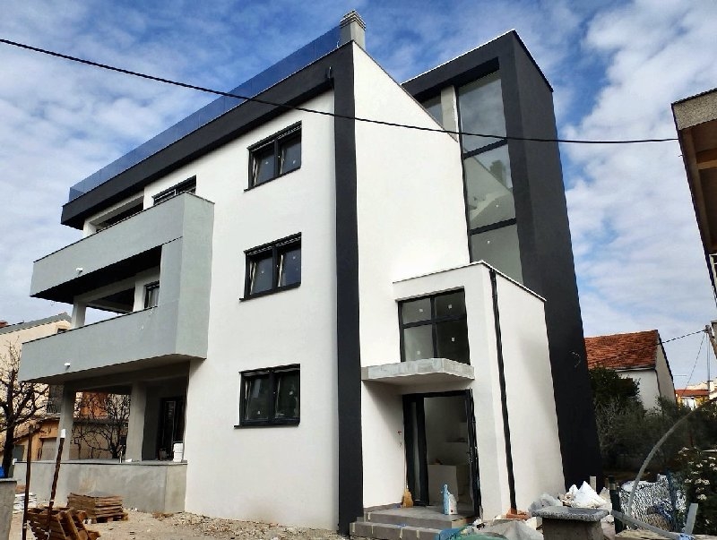 Vásároljon tetőterasszal rendelkező lakást Dalmáciában - Panorama Scouting.