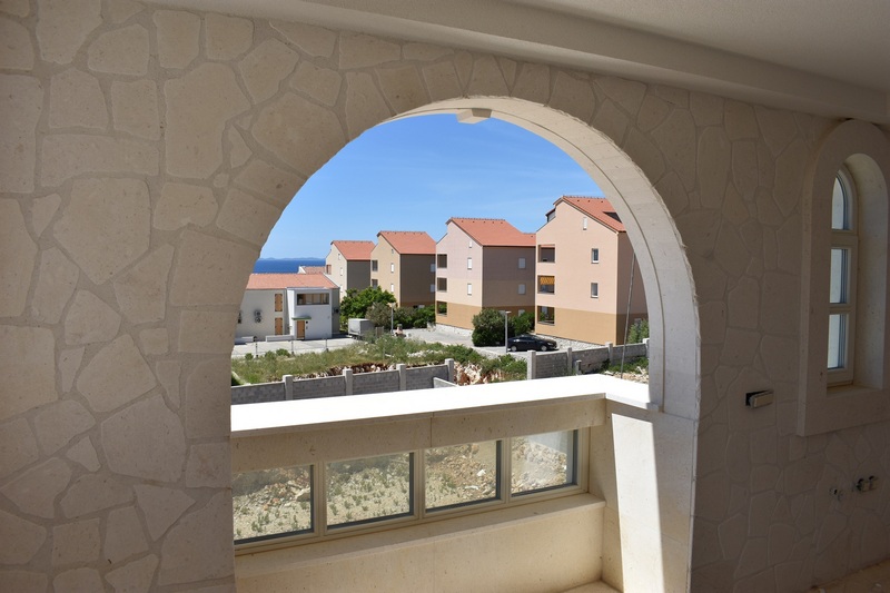 Tengerre néző apartmanok fedett teraszáról A2057, Horvátország.