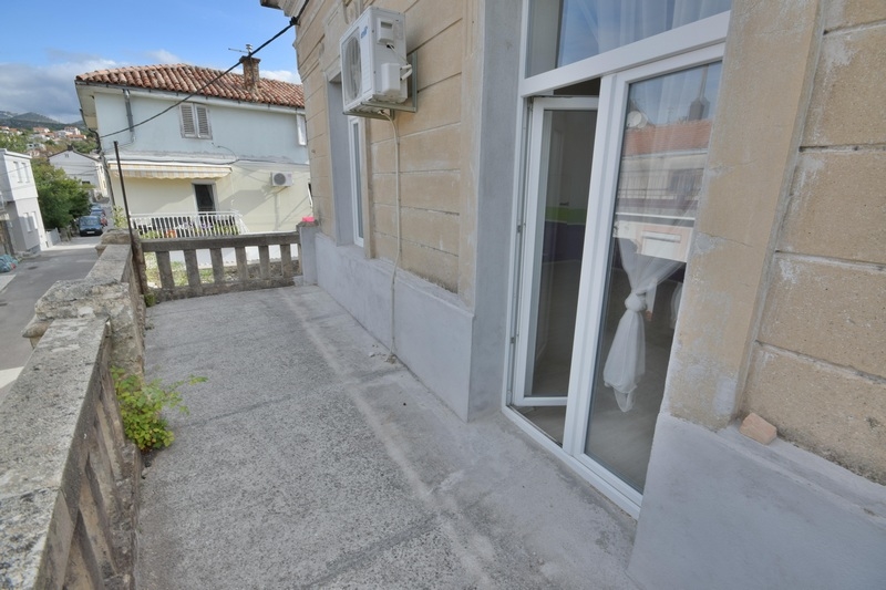 Az A2149-es lakás terasza teljes felújításra.