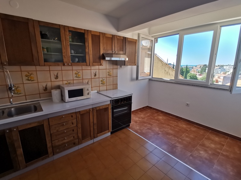 Eladó teraszos lakás Rovinjban, Isztria.