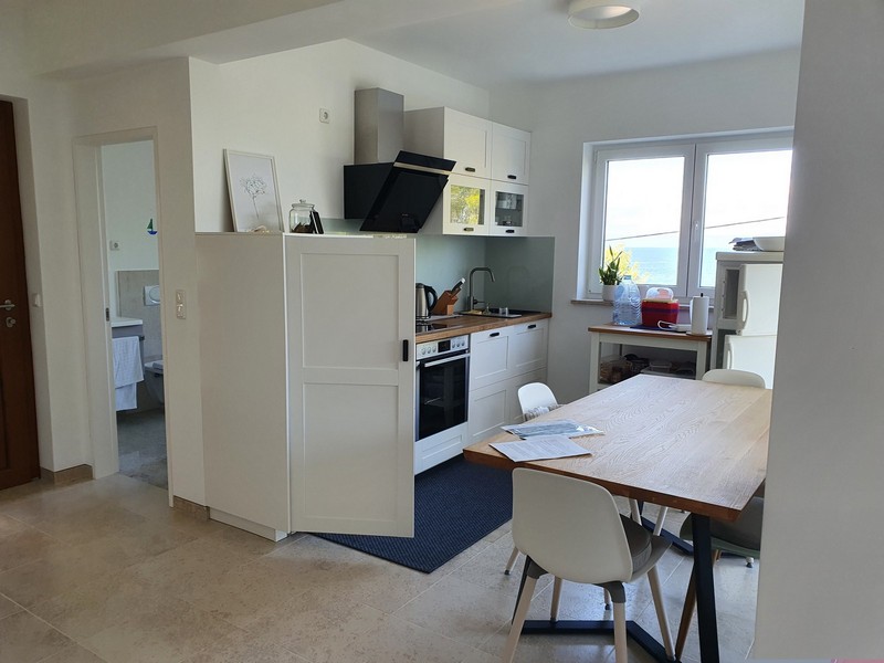 Modern apartman a tenger közelében