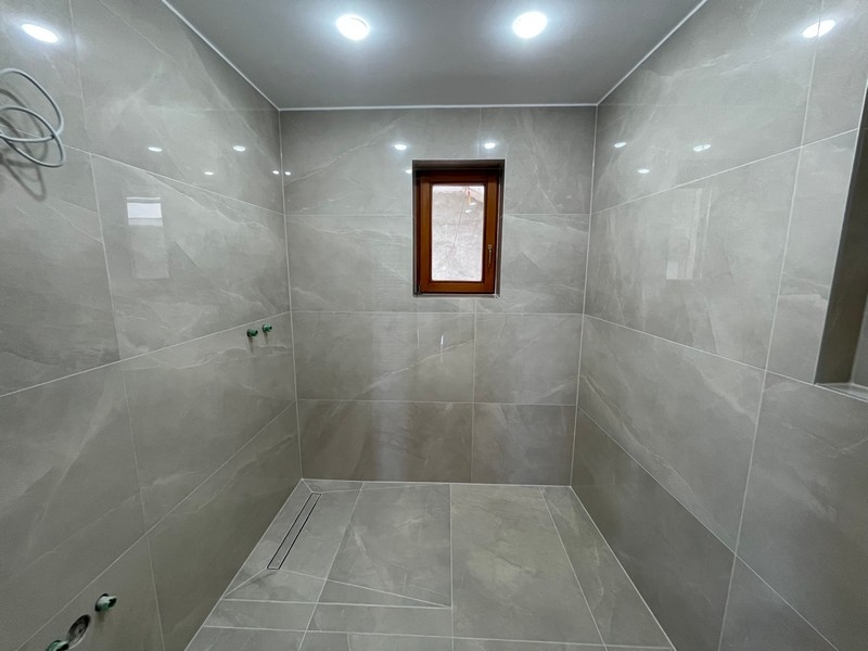 Terület, ahol később a zuhanyzót beépítik.