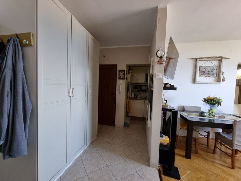 Előszoba és bejárat az A2775-ös ingatlanhoz Abbáziában, Horvátországban.