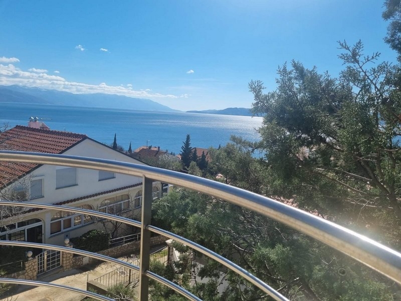 Tengerre néző A2799 ingatlan, amely eladó Novi Vinodolskiban - Panorama Scouting.