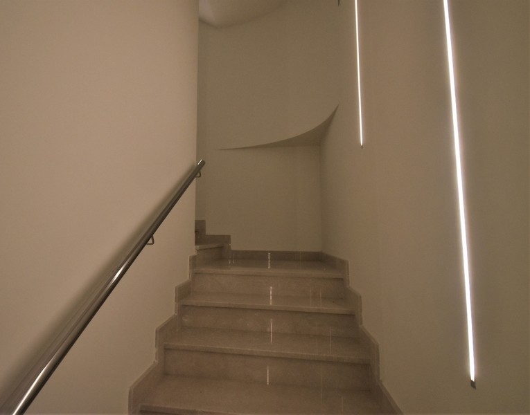 Lépcsőház a lakásba
