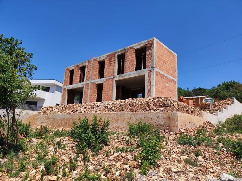 Tengerre néző ikerház Horvátországban