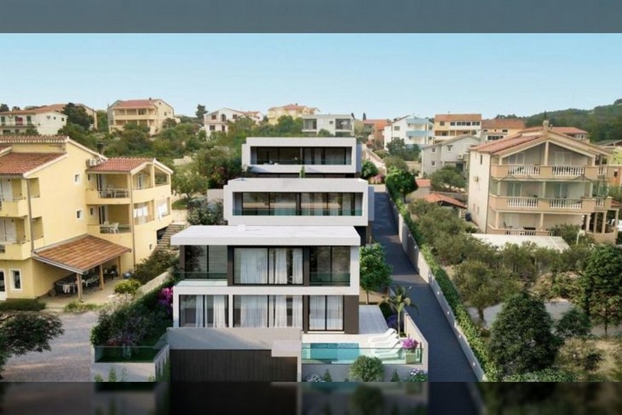 Kiváló minőségű apartman a földszinten, kilátással a tengerre