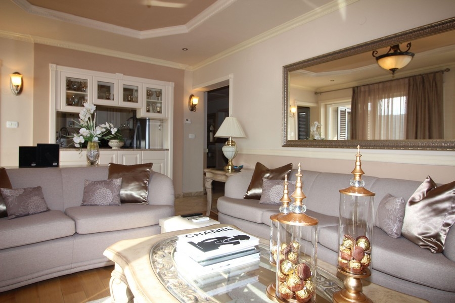 Világos nappali teljesen bútorozott