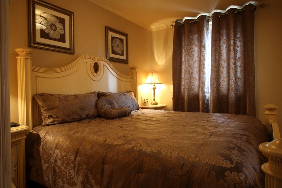 Erkélyes hálószoba