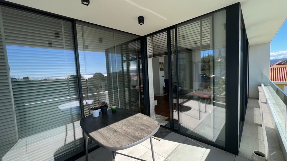 Ingatlan Horvátország, Krk város, Krk-sziget Eladó lakás - sarokerkély