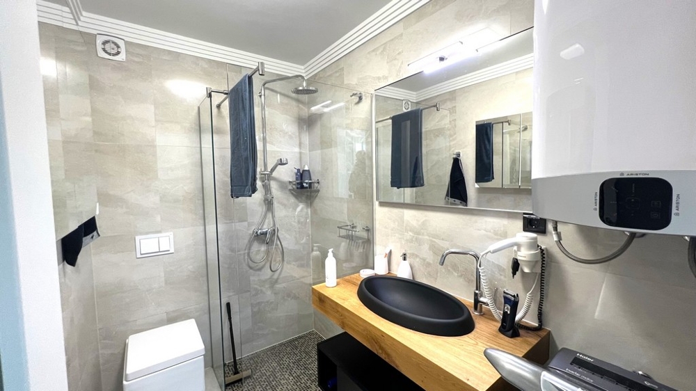 Ingatlan Horvátország, Krk város, Krk sziget Eladó lakás - fürdőszoba