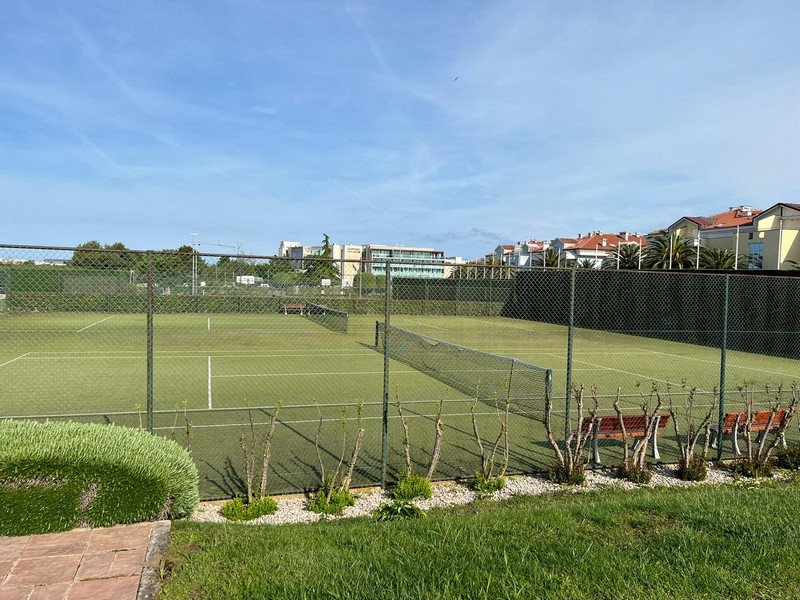 Teniszpálya az A3285.