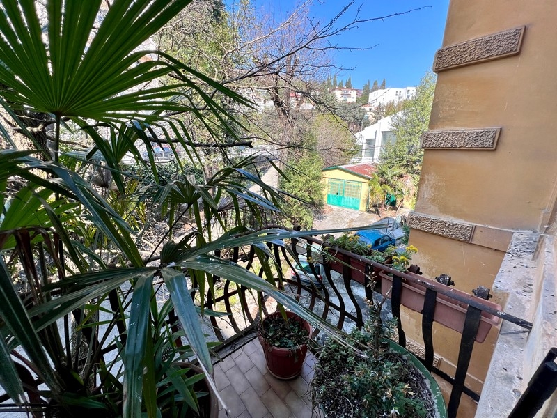 Kilátás az erkélyről.