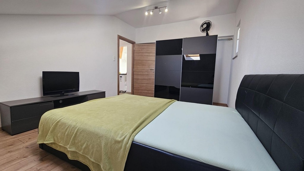 A második hangulatos hálószoba.