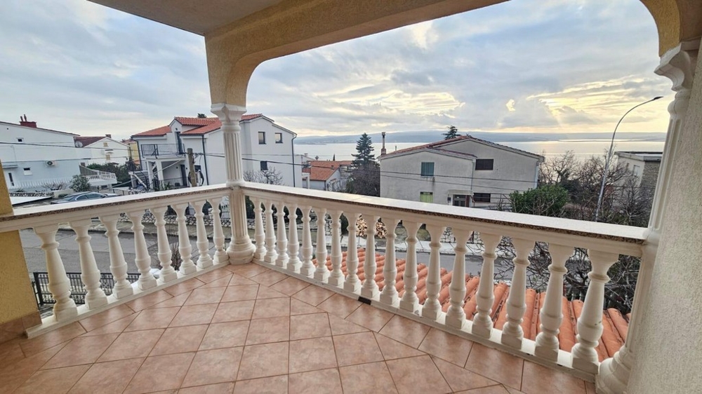 Erkély tengerre néző kilátással és korlátokkal, A3530 ingatlan