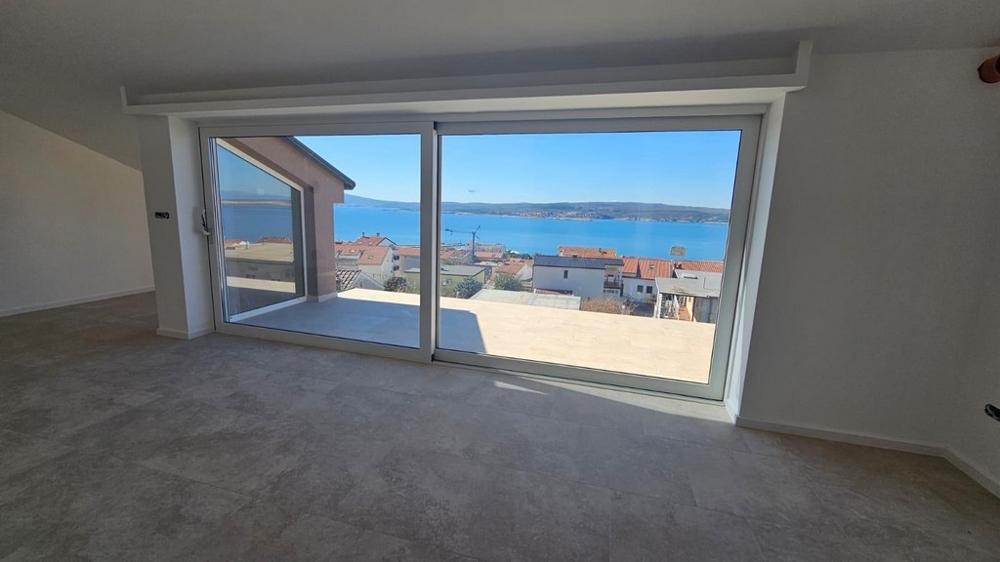 Nappali gyönyörű kilátással a tengerre - az A3603-as ingatlan Crikvenicában.