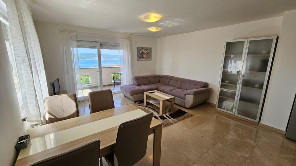 Bútorozott nappali tengerre néző kilátással - A3635 ingatlan.