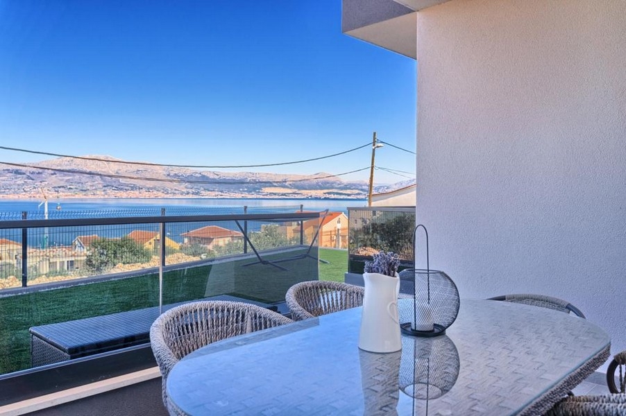 Eladó kertes lakás a tenger közelében Horvátországban - Panorama Scouting A3720.