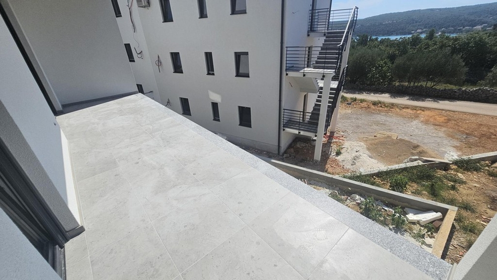 Az új lakás erkélye Soline-ban