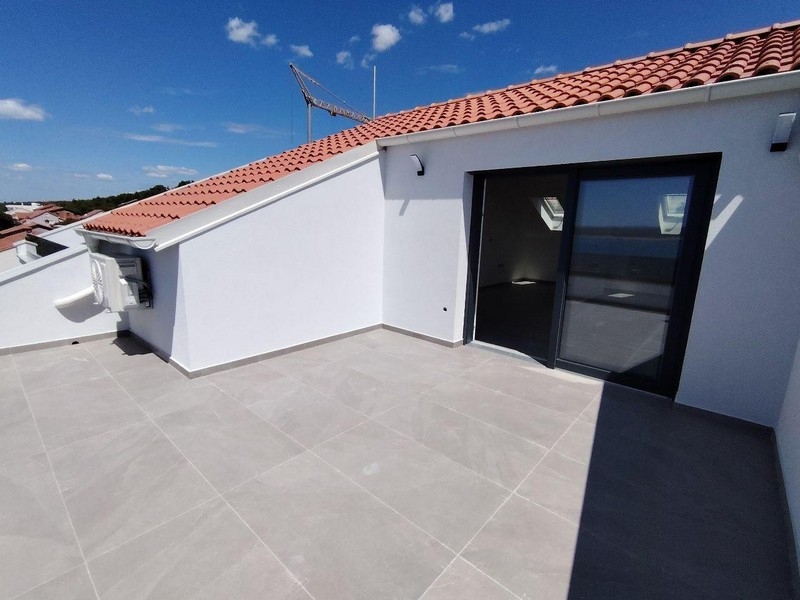 Az A3755 ingatlan tetőterasza Dramaljban, Crikvenica - Panorama Scouting.