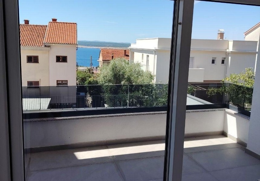 Tengerre néző apartman A3756, amelyet eladásra kínálnak Crikvenicában.