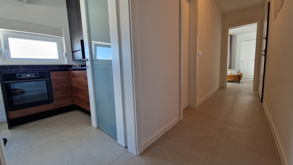 Előszoba a konyhához és a hálószobához