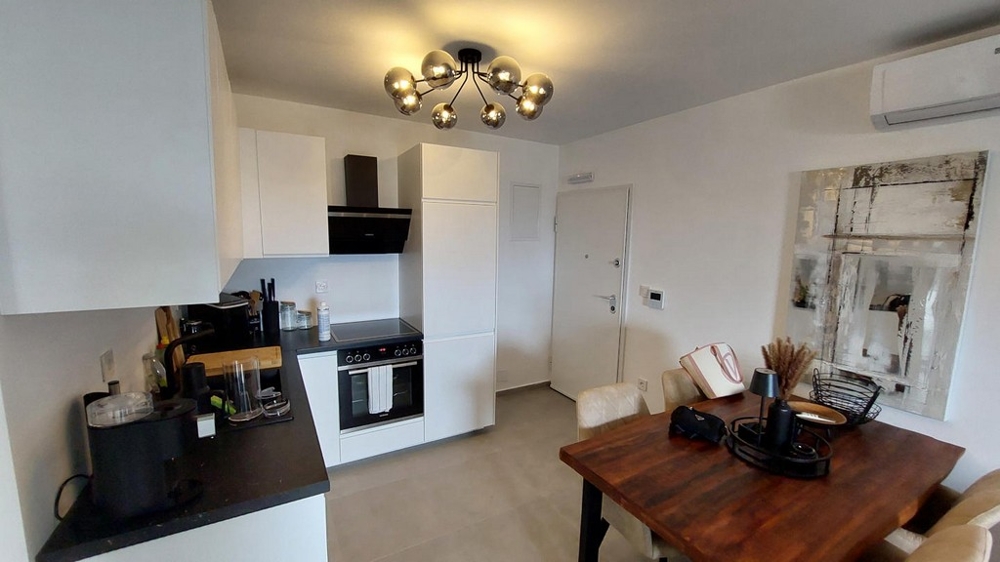 Nappali modern kanapéval.