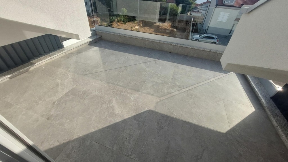 Az A3807-es ingatlan terasza Horvátországban - Panoráma cserkészet.