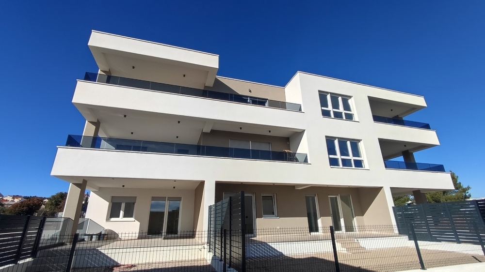 Vásároljon ingatlant Vodicében - Panorama Scouting Croatia