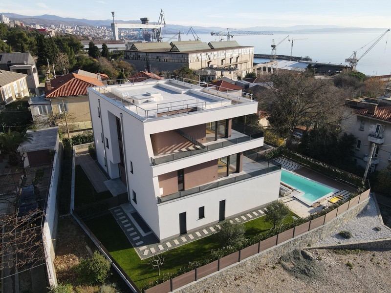 Vásároljon modern lakást Rijeka, Kvarner Bay.
