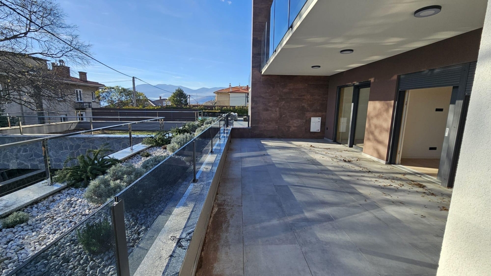 Az A3828-as ingatlan terasza, Kantrida, Rijeka - Panoráma cserkészet.