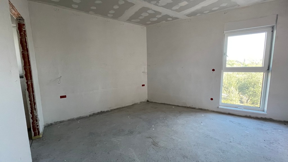 Hálószoba a kagylóban ablakkal