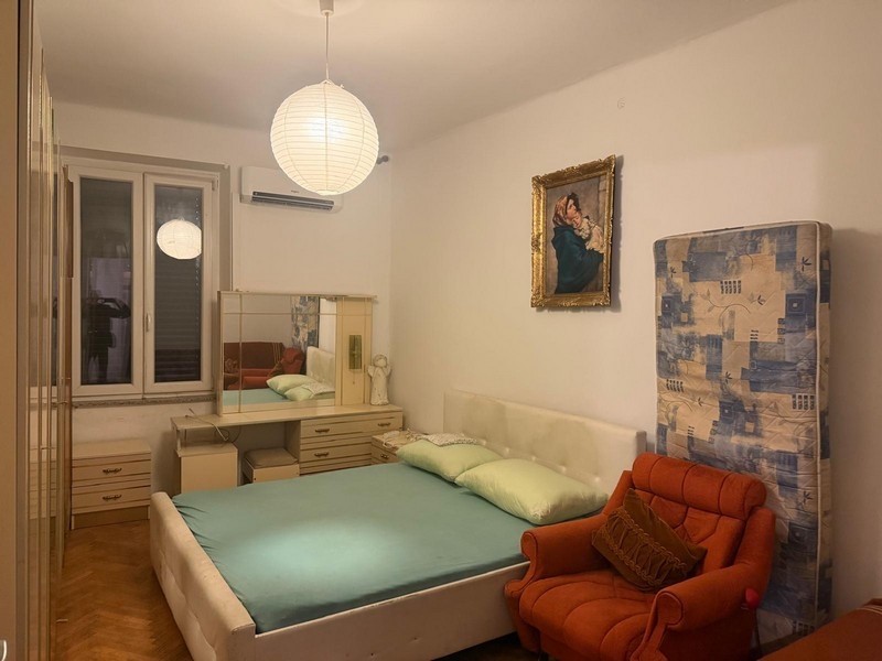 Hálószoba franciaággyal