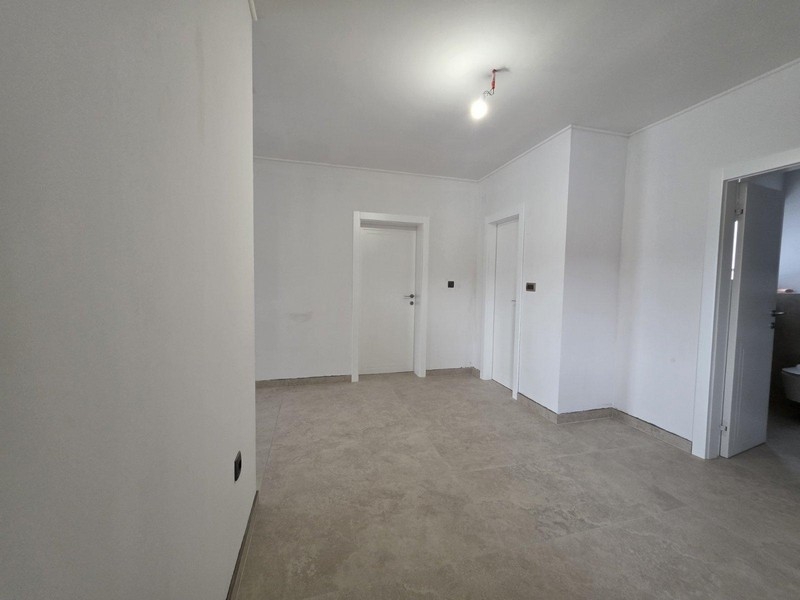 Bejárat és folyosó