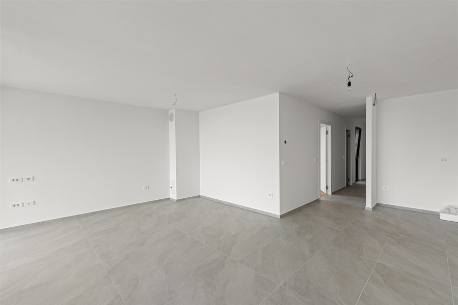 Nappali új lakás Novigrad Istria csempézett padló