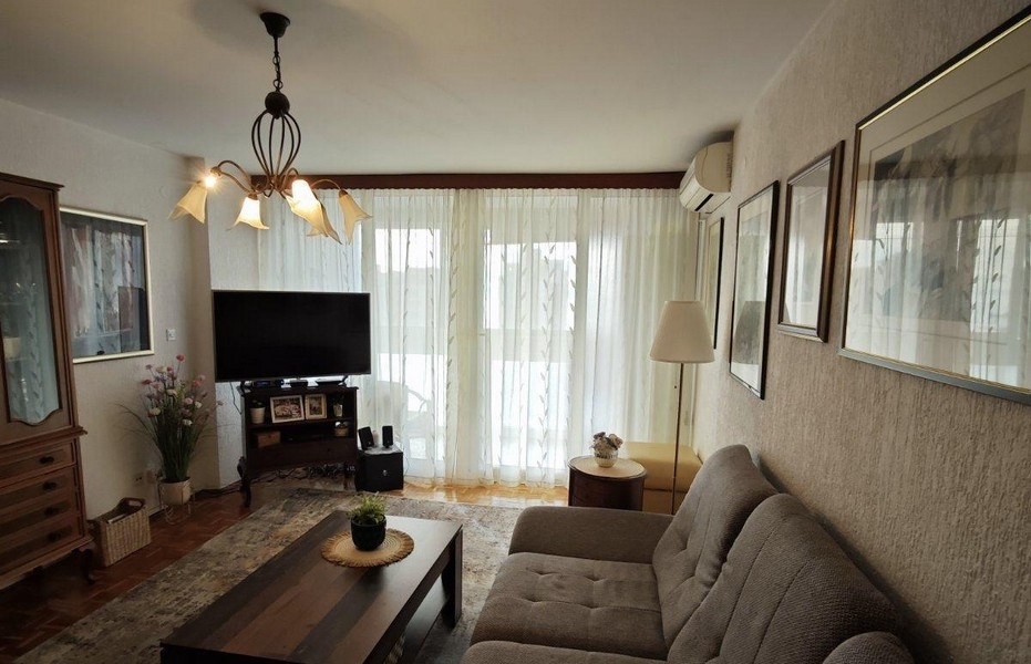 A horvátországi A3885 ajánlat légkondicionált lakóterülete.