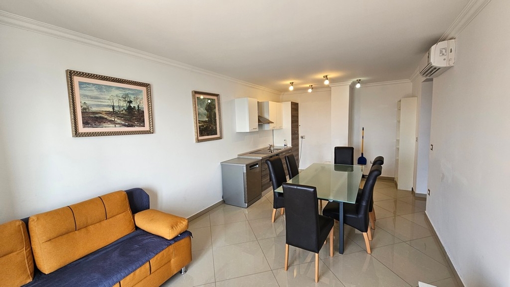 Az Isztriai A3894-es lakás légkondicionált lakóterülete eladó.