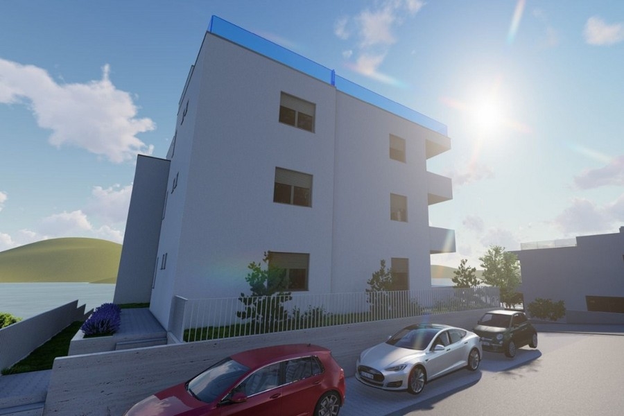Apartmanház parkolóhellyel és tengerre néző kilátással
