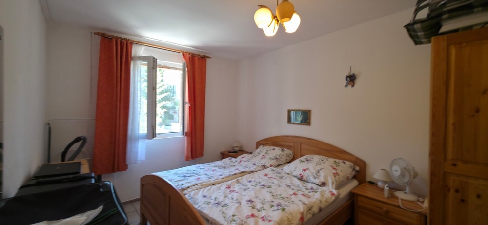 Második hálószoba fabútorokkal, apartman A4103 Crikvenicában