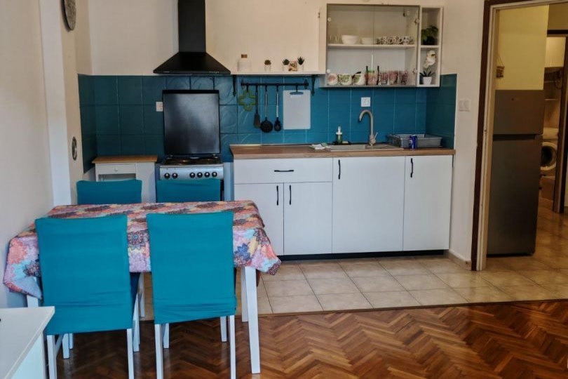 Felszerelt konyha étkezőasztallal - Apartman A4115 Kvarner Bay