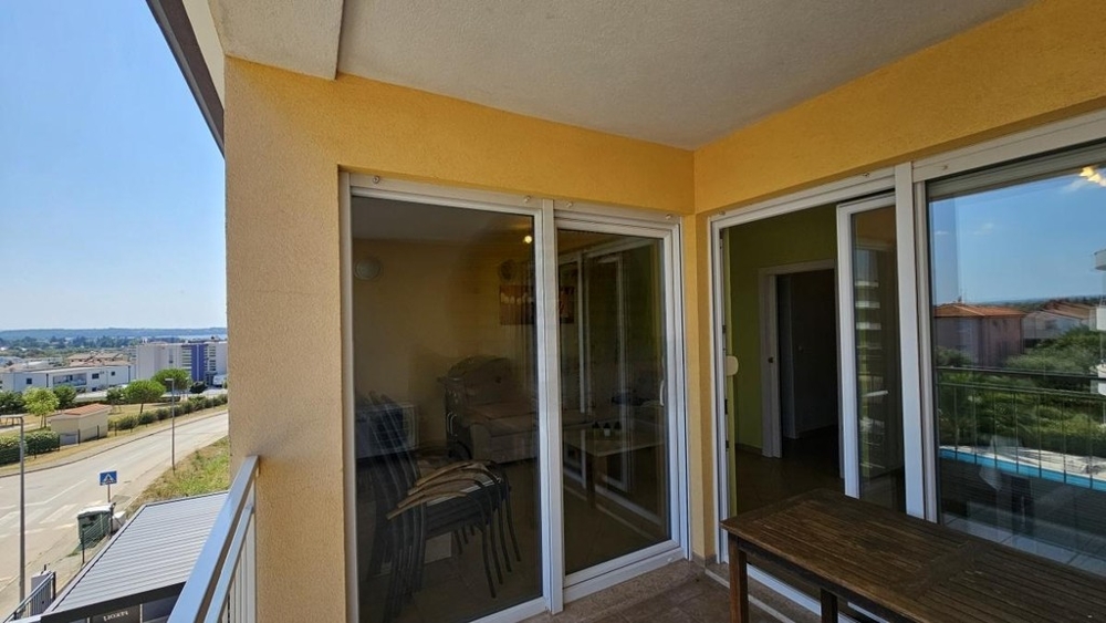 Az apartman erkélye Novigradra néz