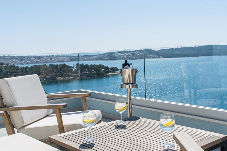 Tengerre néző penthouse Ciovo szigetén, Trogir közelében