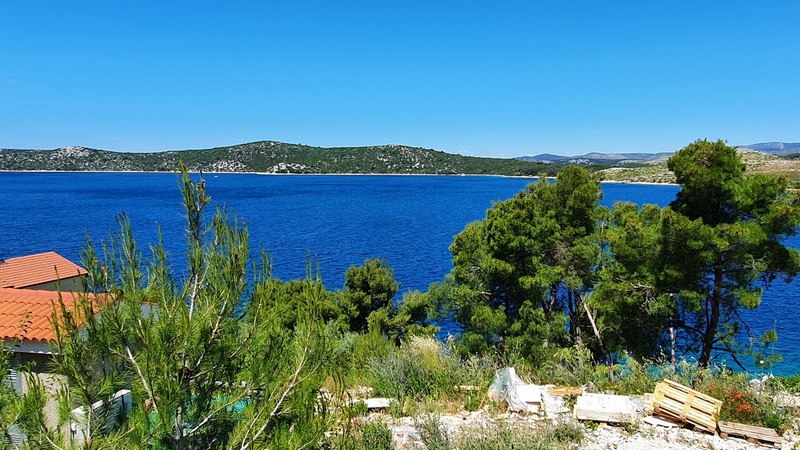 Panorámás kilátás a tengerre.