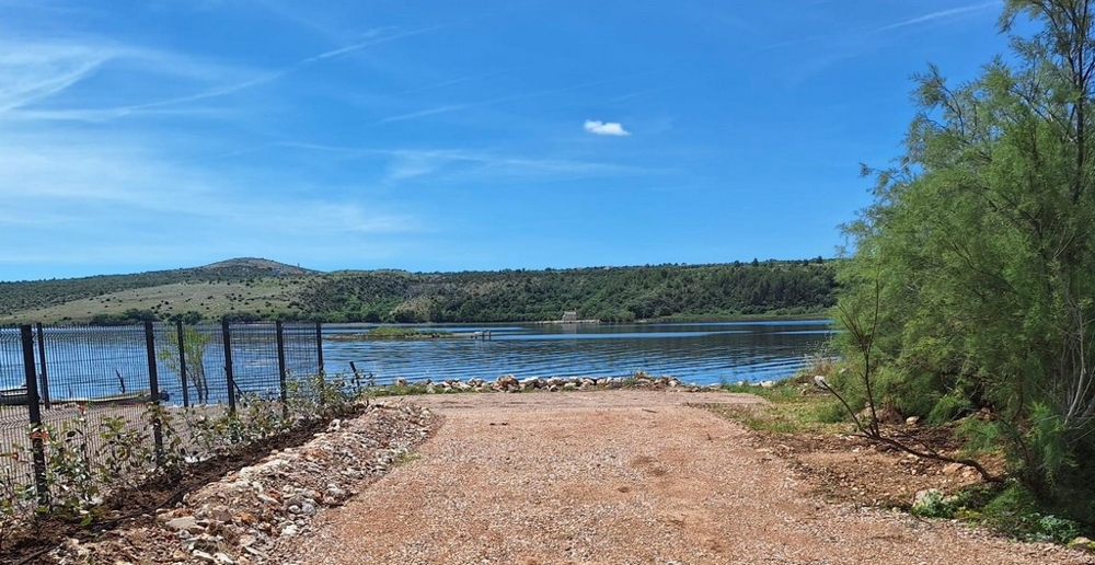 Vásároljon földet a tenger mellett Horvátország, Posedarje.