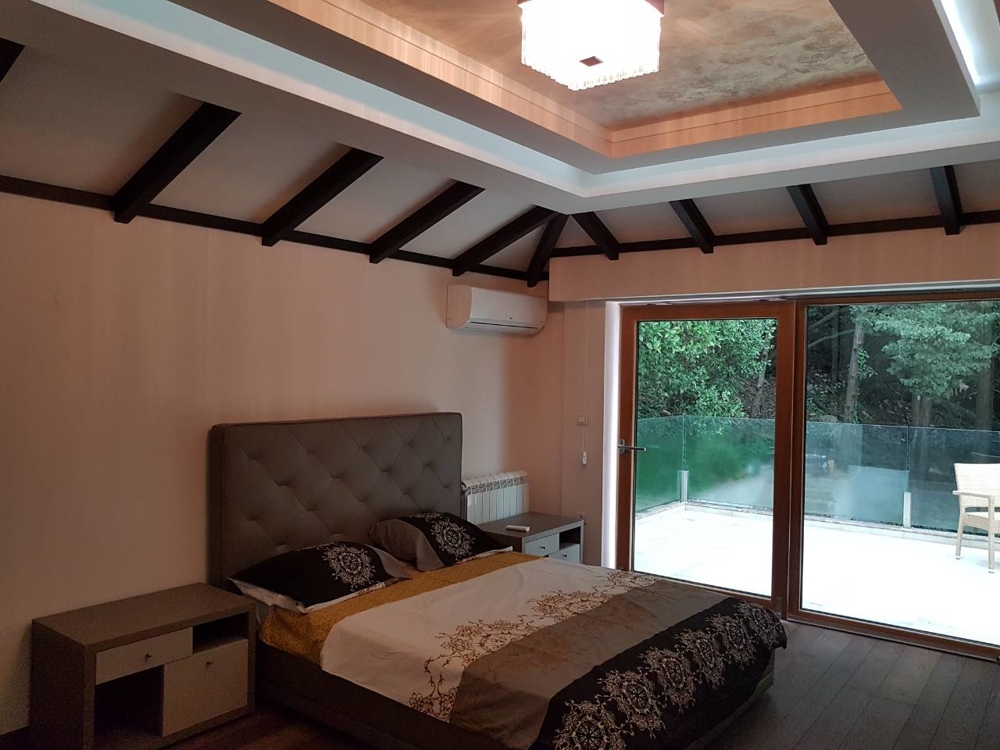 Egy másik hálószoba