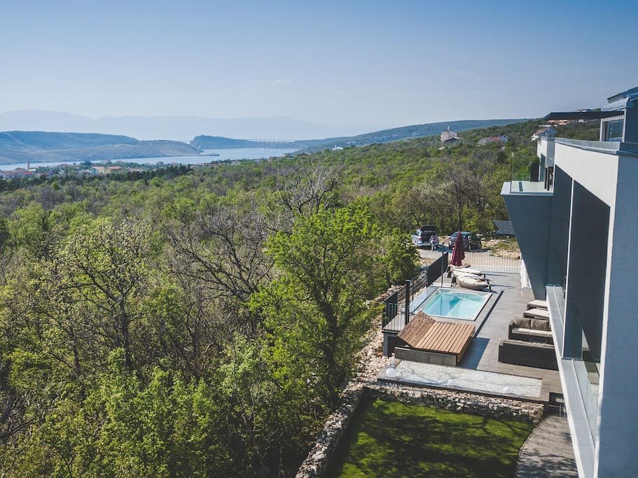 Vásároljon villát Crikvenica közelében Horvátországban.