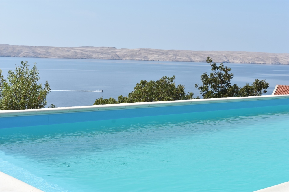 Vásároljon házat Karlobagban, Horvátországban.