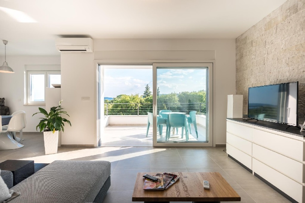 Kilátás a Krk-i H1283 Villa kiváló minőségű belső terére.