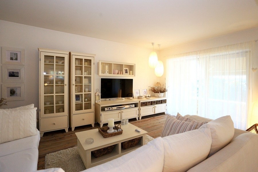 Vásároljon egy nagy ingatlant a tenger mellett Horvátországban.