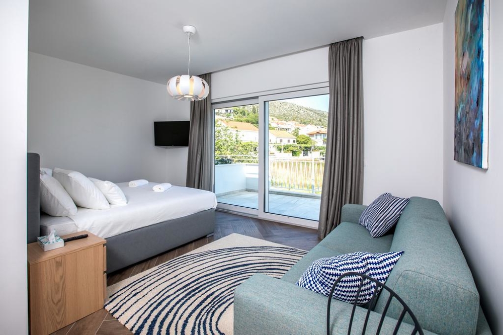 H1489 Villa hálószobája Dubrovnik közelében, Horvátország.